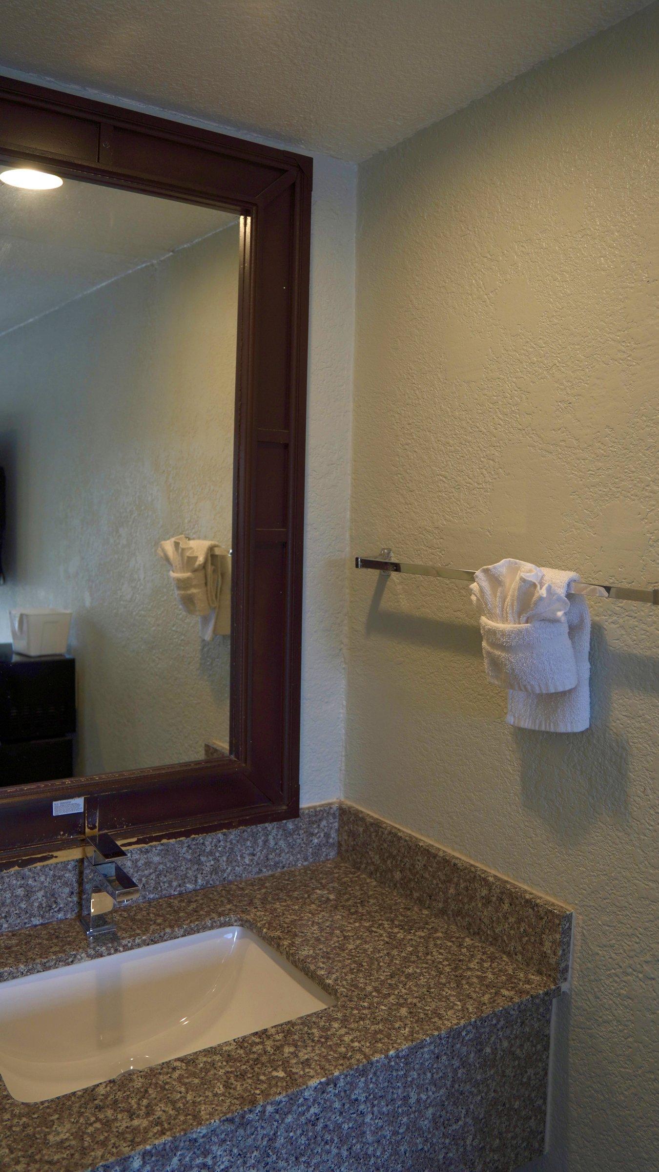 Granite vanity with towels