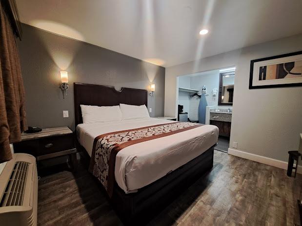 King Room interior